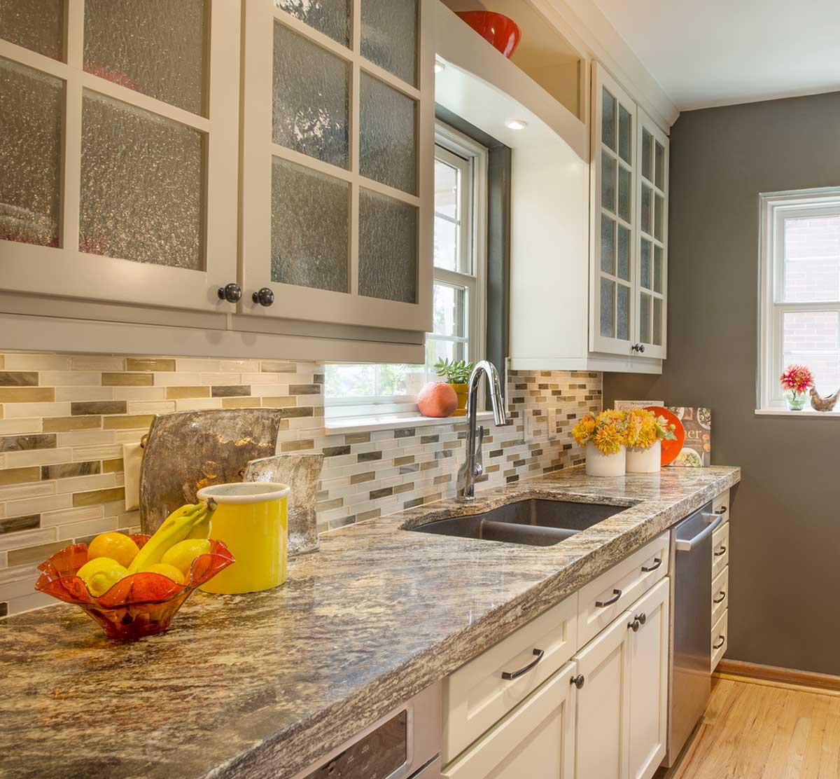 gallery style kitchen design gallery style kitchen design